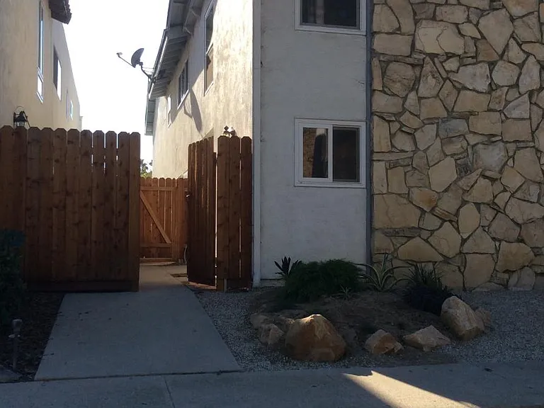2713 Harbor Blvd #A — Photo 17