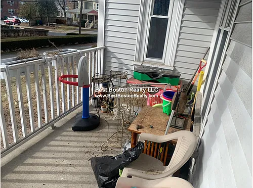 84 Walker St #1 Photo 1