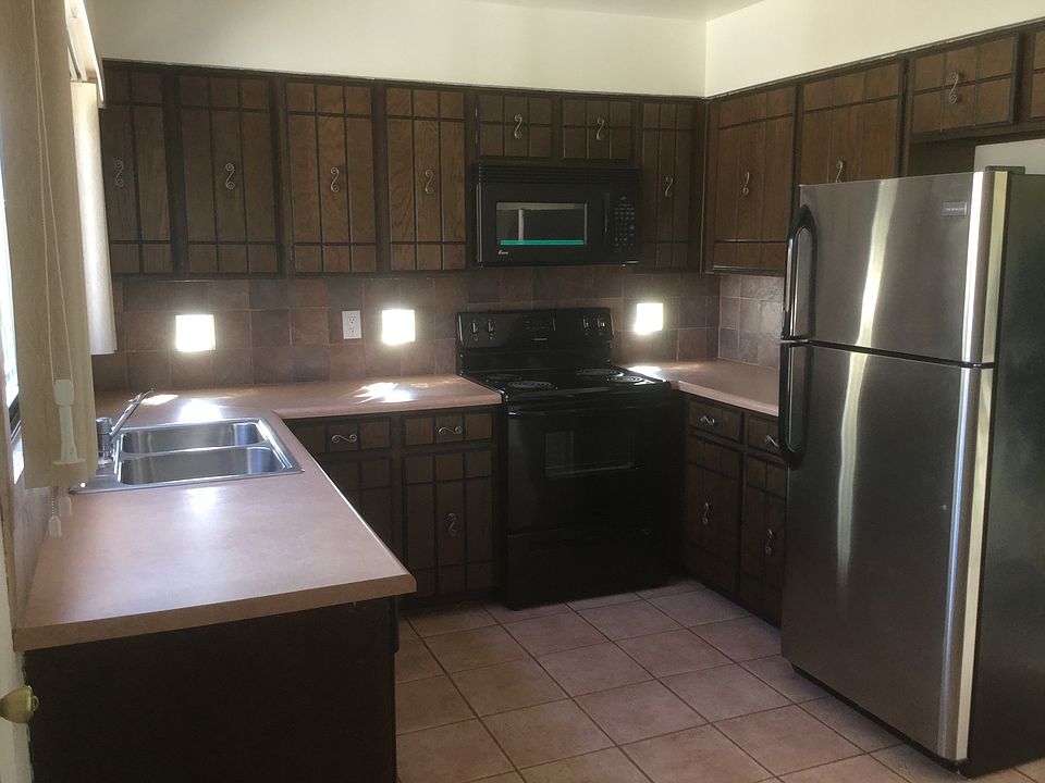 1st image of 55 Calle Monte Aplanado NW