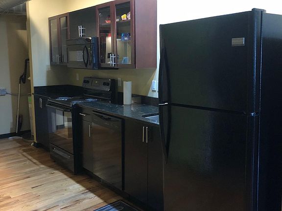 4th image of 317 S Elm St APT 427