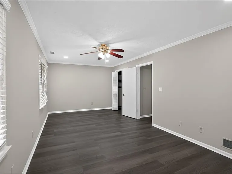 105 Glen Acres Ct — Photo 19