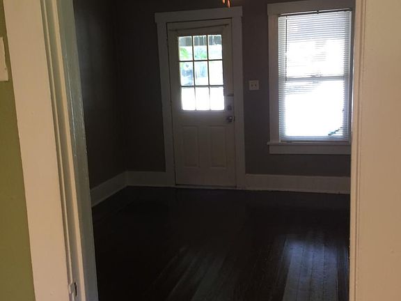 2nd image of 208 S Gregg Ave