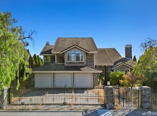 13407 Campus Dr, Oakland, CA 94619