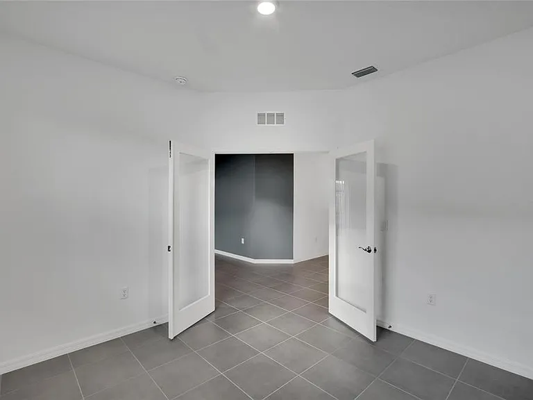 3329 Shady Sunrise Loop — Photo 13
