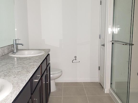 5th image of 1010 La Mirada Ct