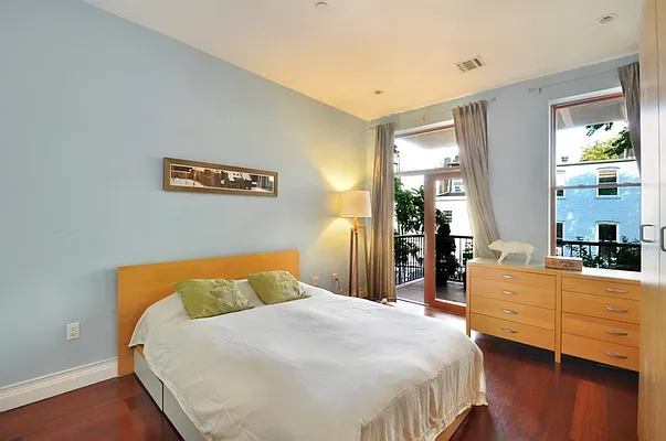 Sold by Corcoran | media 28