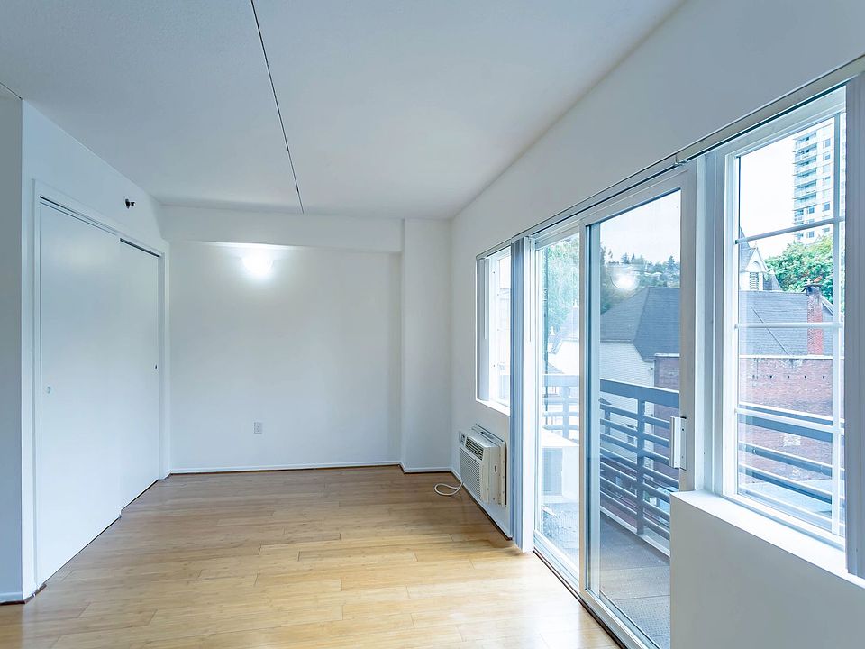 Building Photo 5