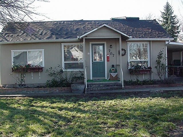 Up-Dated Windows-Roof