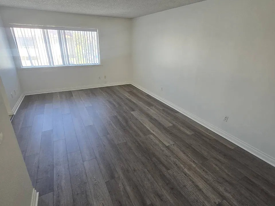 2255 Cahuilla St #4