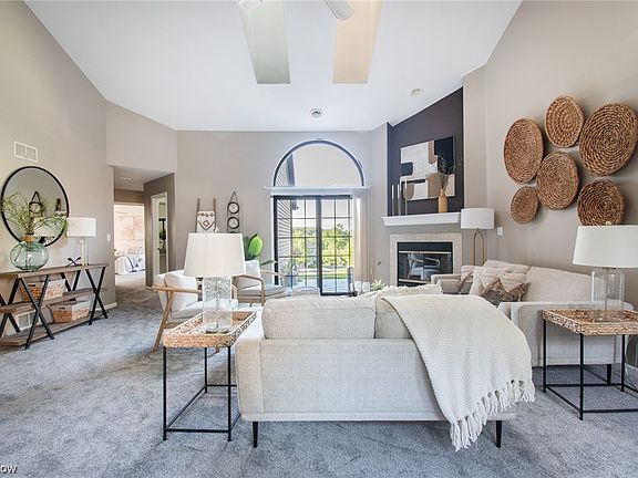 5th image of 4068 Saint Andrews Ct Unit 2