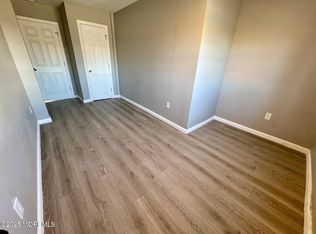54 Duryea St #5, Newark, NJ 07103