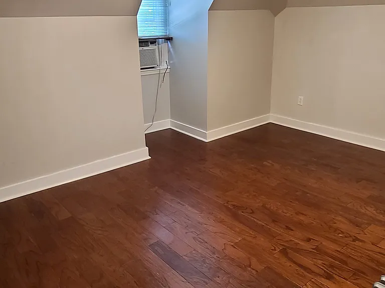 5827 Holden St #3 — Photo 8