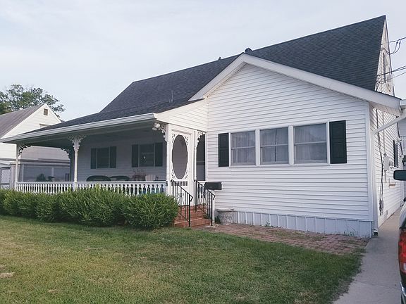 2nd image of 7 Barclay Dr