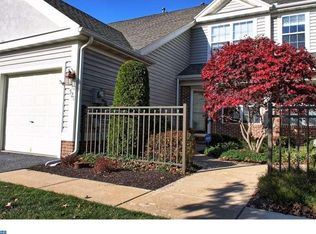 520 Oak Hill Ln, Wyomissing, PA