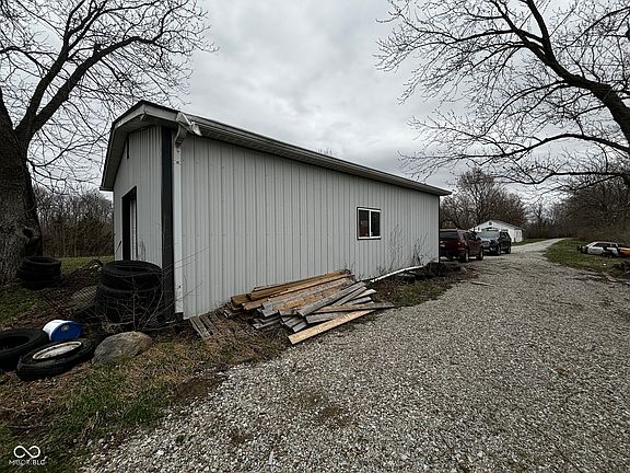 3rd image of 1730 Wishmeyer Ln