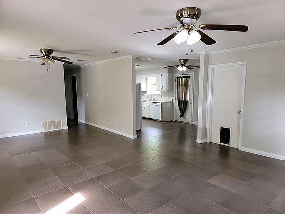 3rd image of 4251 Avenida San Marcus