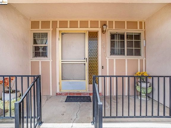 4th image of 1511 Yosemite Dr