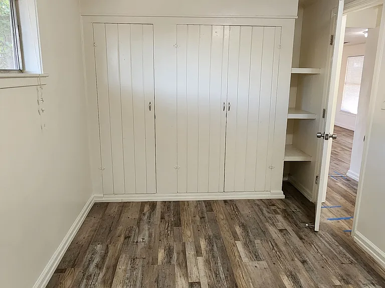 1218 S Watson St — Photo 28