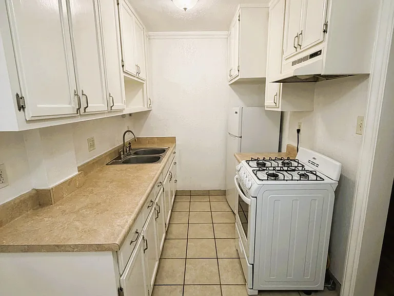 5007 E Ocean Blvd #B — Photo 8