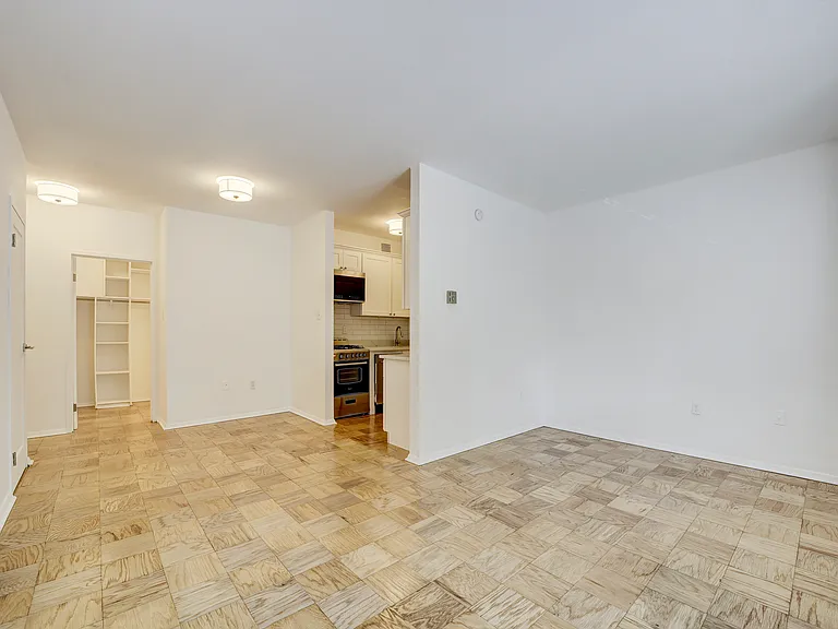 Living/Dining Area