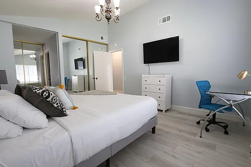 25225 York Cir Photo 1