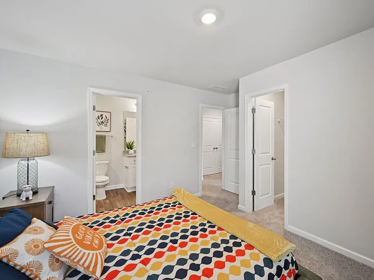 423 Lanier Cir — Photo 30