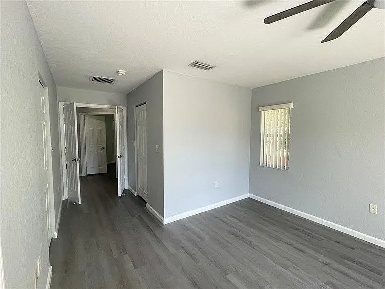 6301 Landings Ter — Photo 9
