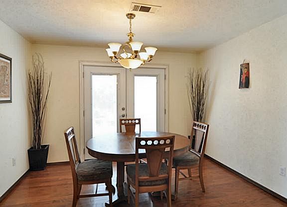 5th image of 2520 Winfield Dr