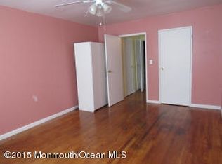 2 Walnut St, Garfield, NJ 07026