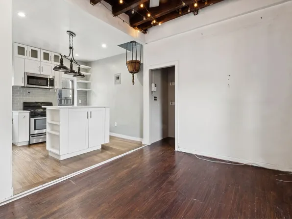 21-16 35th Street image 8 of 15