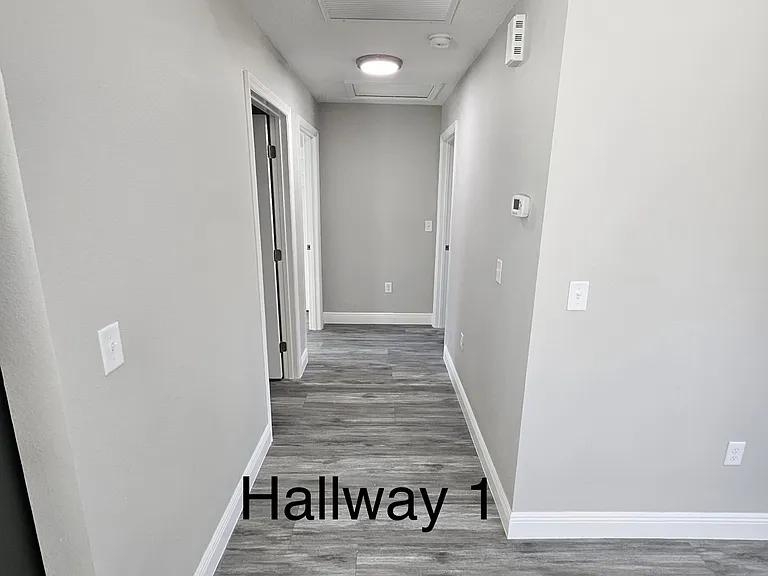 377 NW Redwing Rd — Photo 5