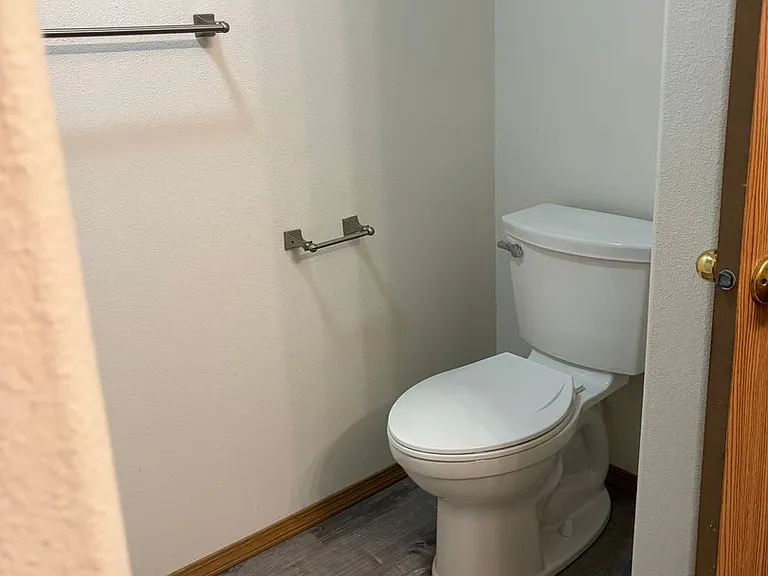 183 E Roosevelt St — Photo 26