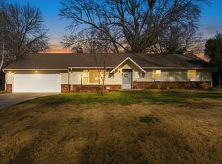 2627 E Glenwood St, Springfield, MO 65804