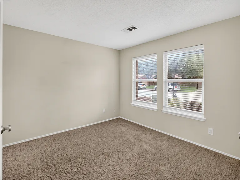 4022 Cedar Elm Ln — Photo 5
