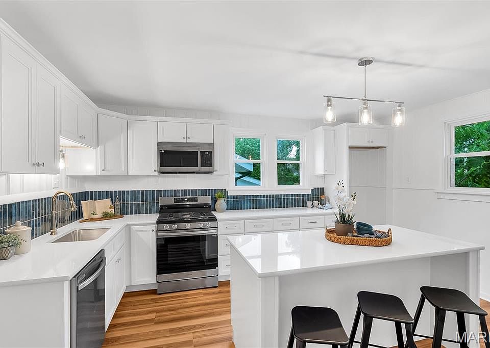 1st image of 6523 Odell St