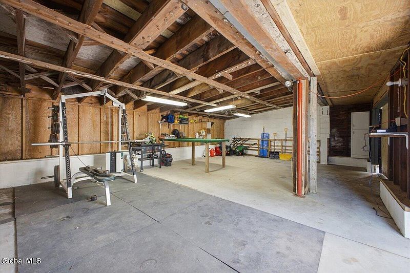 4th image of 20 Alden Avenue