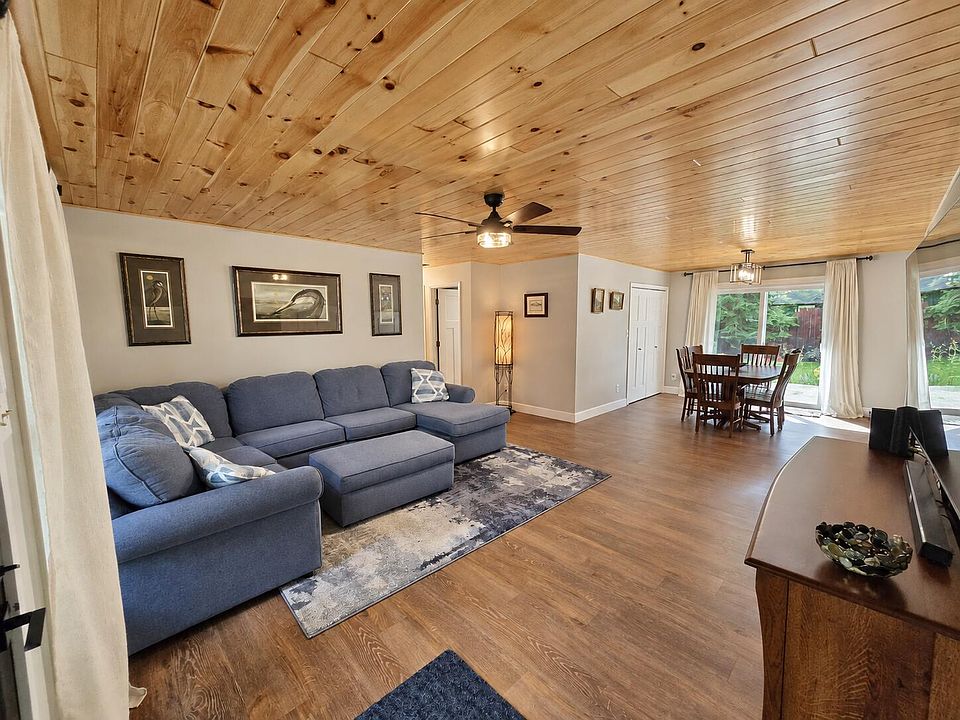 6891 Elmwood Rd, Indian River, MI 49749 | MLS #201842921 | Zillow