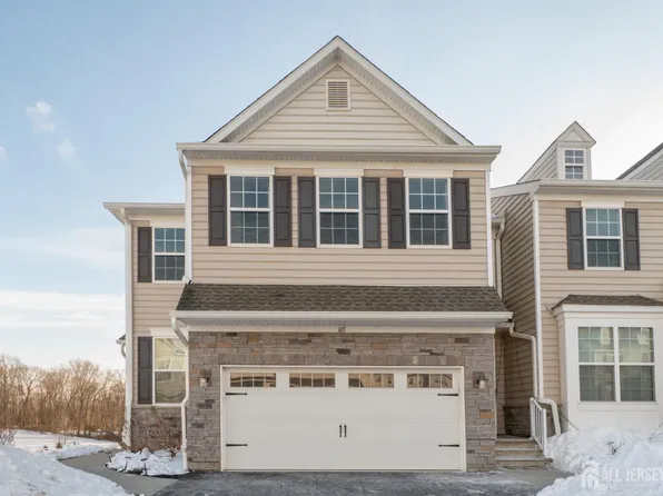 601 Charleston Dr NE, Monroe Township, NJ 08831