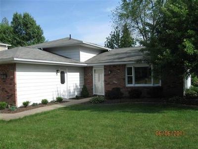 16759 Aspen Cir, Strongsville, OH, 44136
