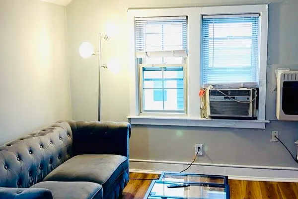 1009 Madison St #12 — Photo 1
