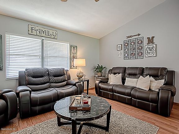 5th image of 10834 SE 43rd Ave