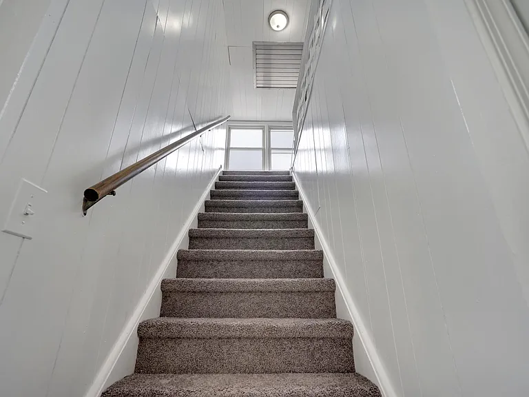 13 Swain Ave — Photo 18