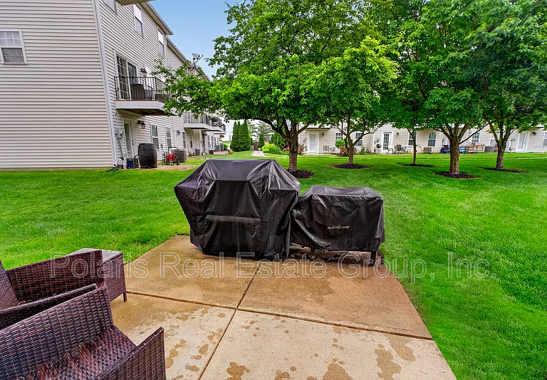 9439 Tanhurst Dr — Photo 31