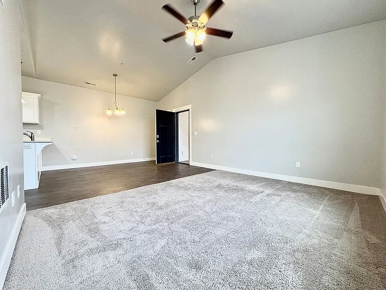 4216 W 1530 N #BB304 — Photo 5