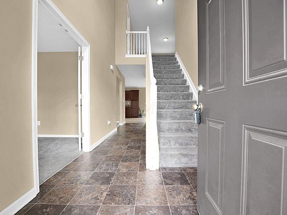 3rd image of 287 Faulkner Dr