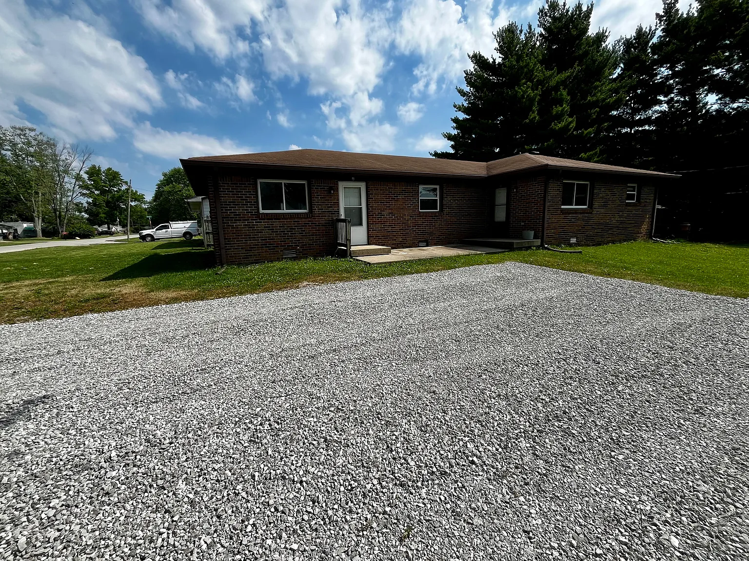 2 bed, 792 sqft, $1,095 — Photo 1