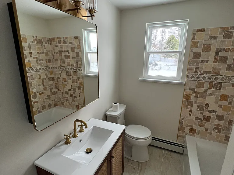 340 Maple St #A — Photo 10
