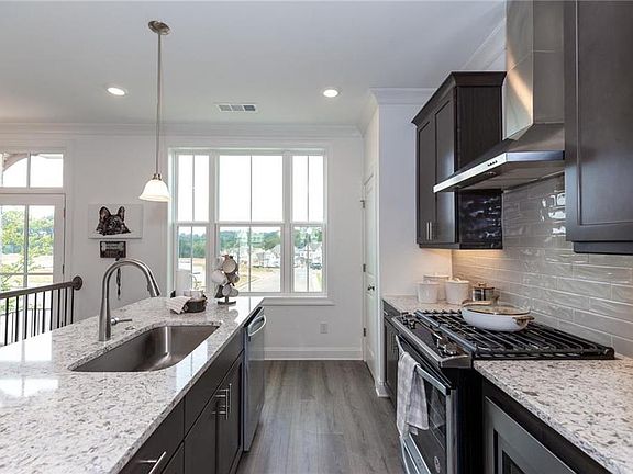 beautiful open kitchen