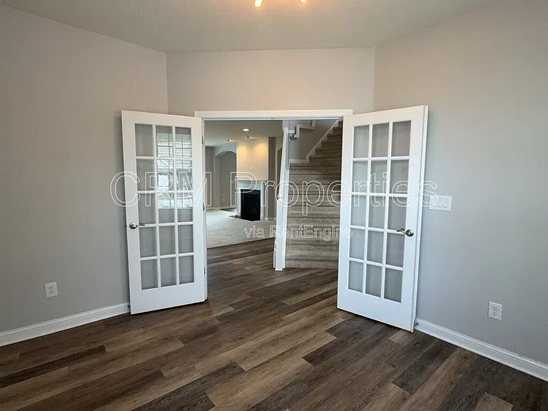 6311 Burgin Dr — Photo 11