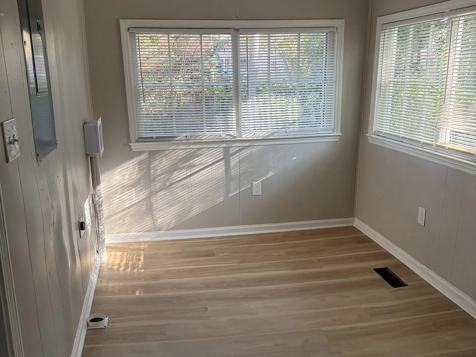 1307 Washington Street - 1 — Photo 3